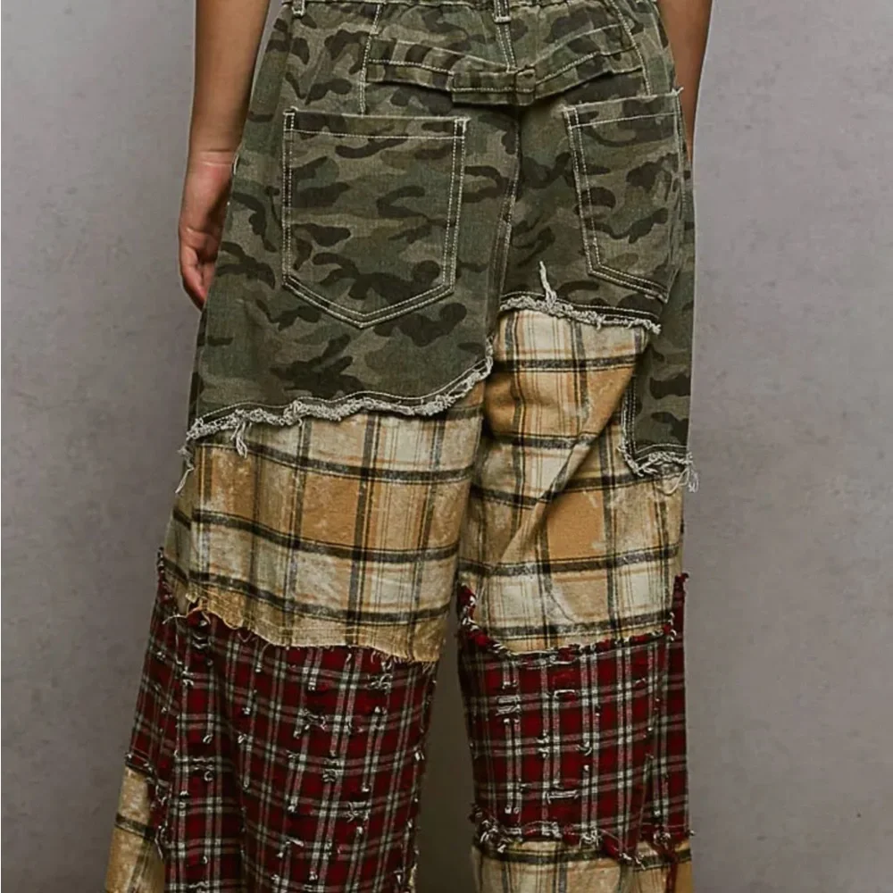 POL Patchwork Wide Leg Pants in Camouflage and Plaid - Picture 3 of 7